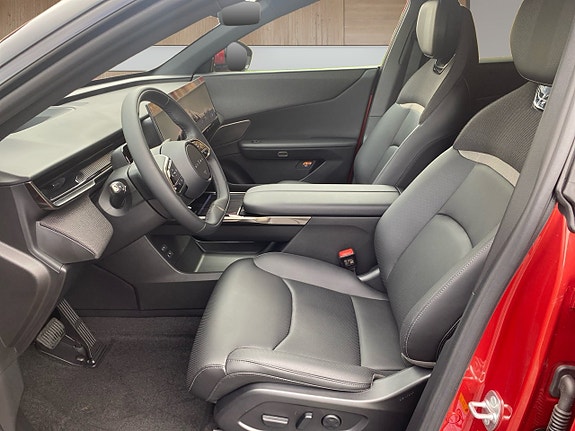 Mazda CX-6e 10 of 15