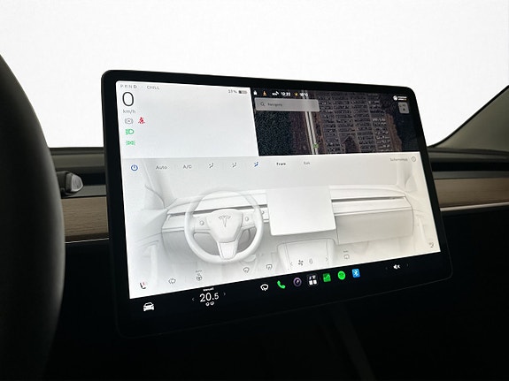Tesla Model 3 19 of 30