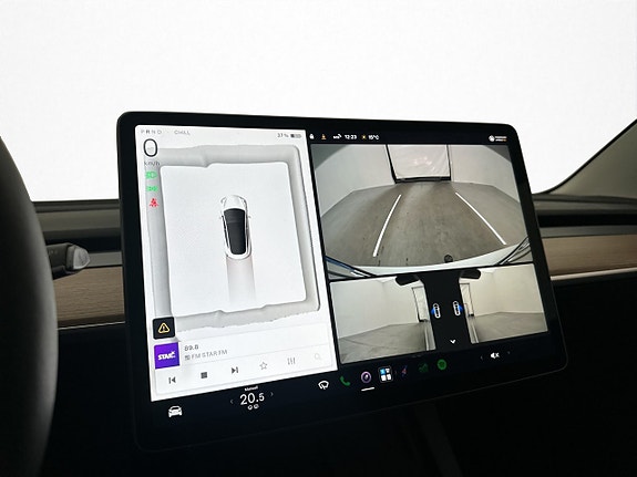 Tesla Model 3 16 of 30