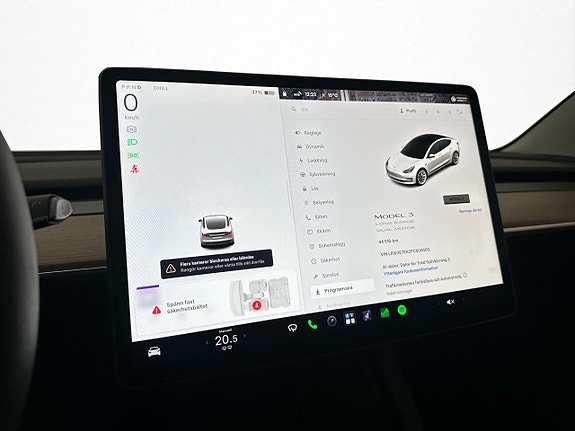 Tesla Model 3 22 of 30