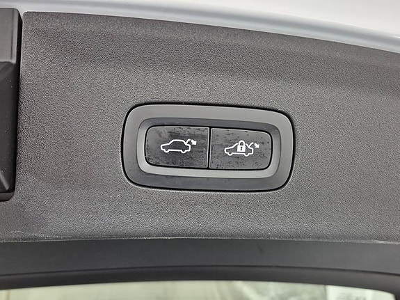 Polestar 2 11 of 12