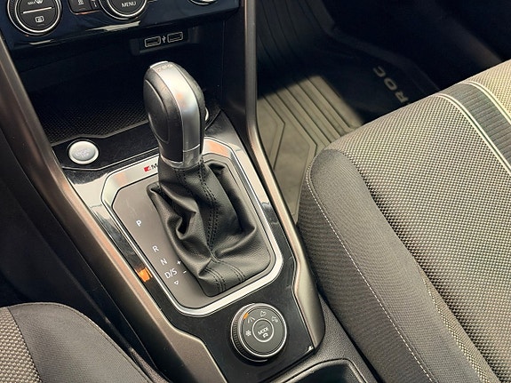 Volkswagen T-Roc 11 of 26