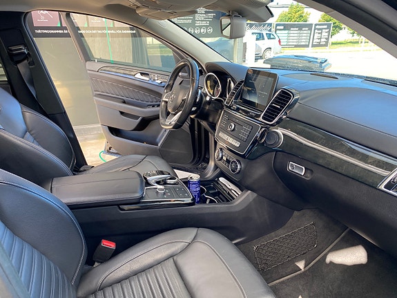Mercedes-Benz GLE350 d 8 of 9