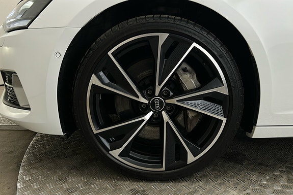 Audi A6 12 of 25