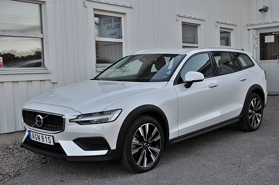 Volvo V60 Cross Country 10 of 10