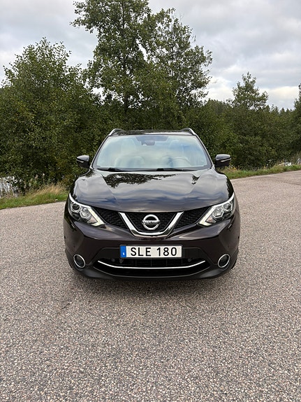 Nissan Qashqai 2 of 9
