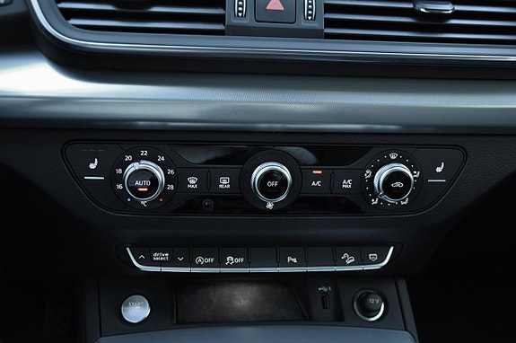 Audi Q5 9 of 12