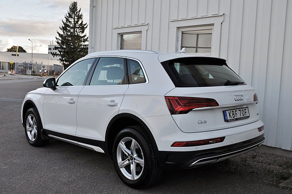 Audi Q5 4 of 12