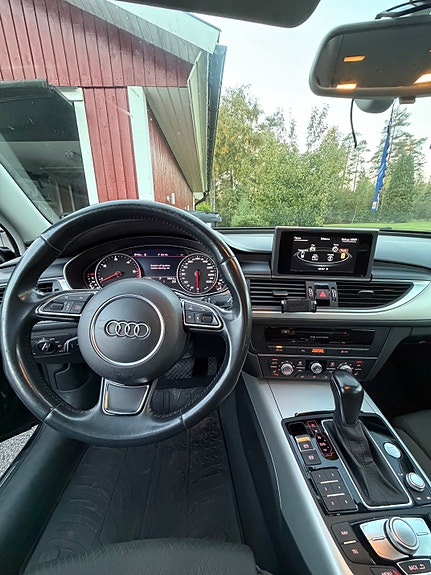 Audi A6 6 of 8