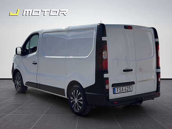 Opel Vivaro 3 of 13