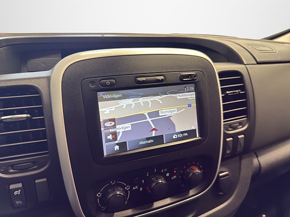 Opel Vivaro 12 of 13