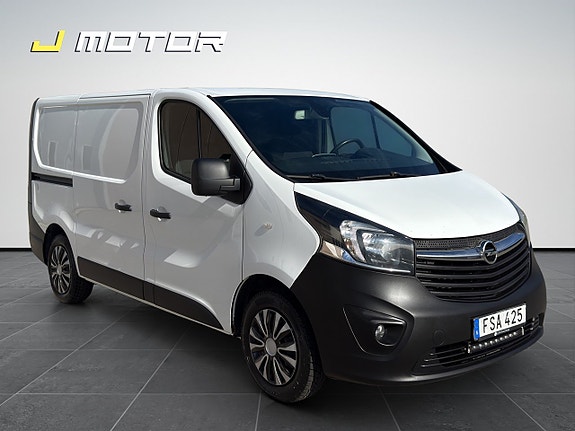 Opel Vivaro 6 of 13