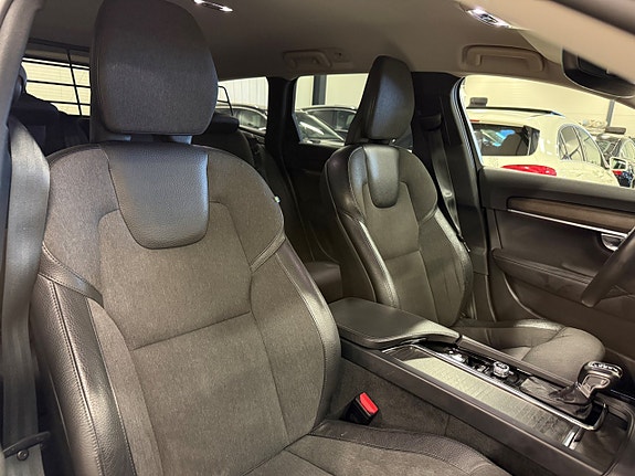 Volvo V90 Cross Country 21 of 27