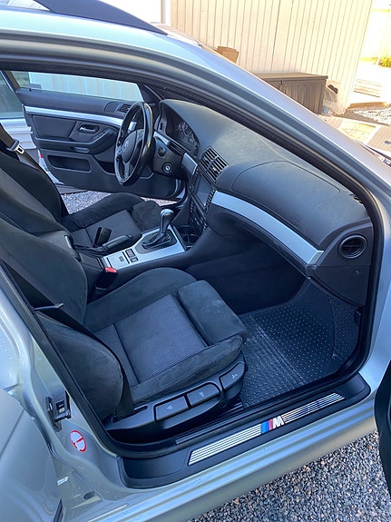 BMW 525i 11 of 13
