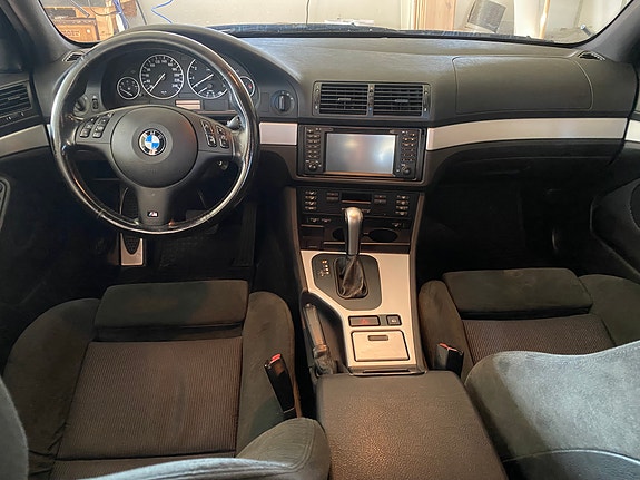 BMW 525i 9 of 13