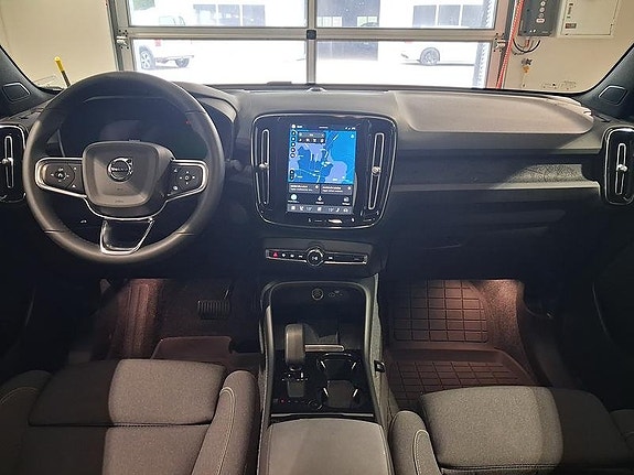 Volvo C40 4 of 7