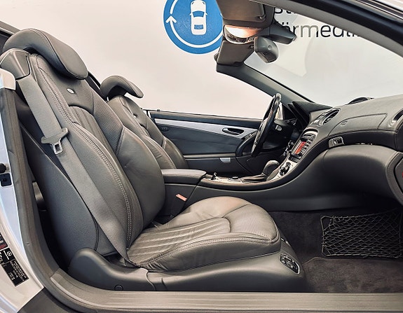 Mercedes-Benz SL55 12 of 17