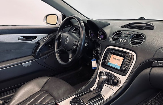 Mercedes-Benz SL55 13 of 17
