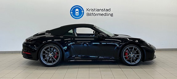 Porsche 911 Carrera S 11 of 16