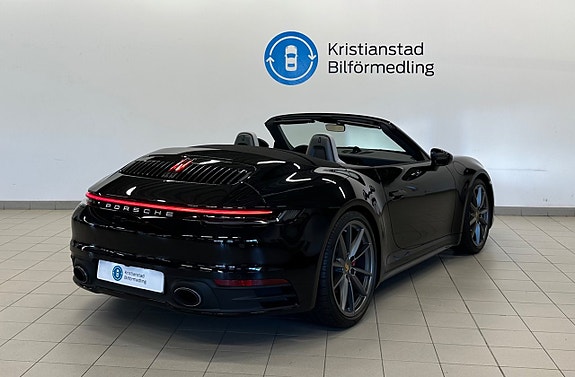 Porsche 911 Carrera S 12 of 16