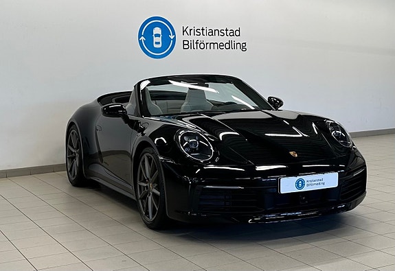 Porsche 911 Carrera S 8 of 16