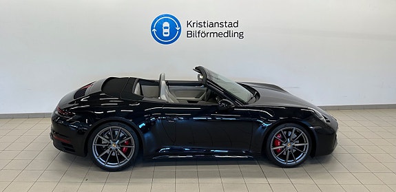 Porsche 911 Carrera S 10 of 16
