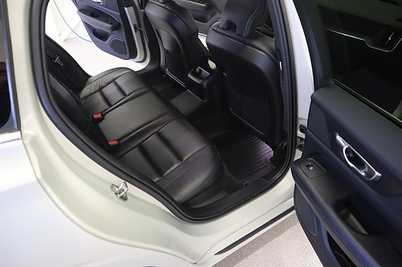 Volvo V60 9 of 23
