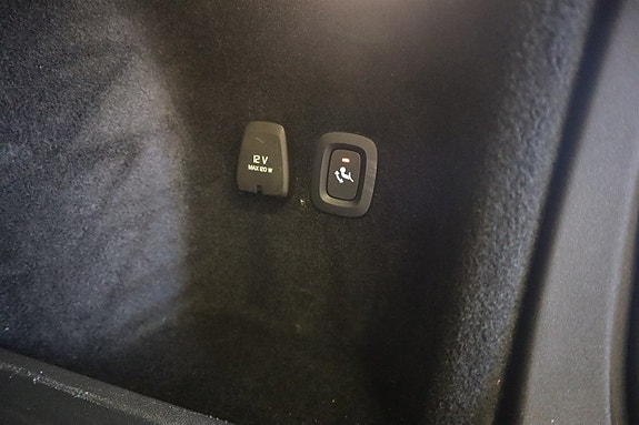 Volvo V60 11 of 23