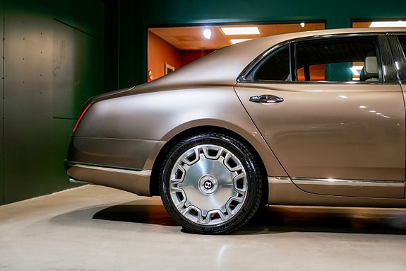 Bentley Mulsanne 8 of 30