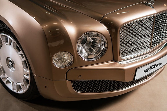 Bentley Mulsanne 12 of 30