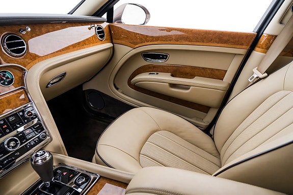 Bentley Mulsanne 26 of 30