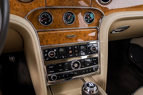 Bentley Mulsanne 23 of 30