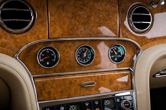 Bentley Mulsanne 24 of 30