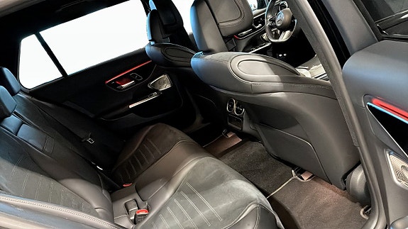 Mercedes-Benz C300 5 of 12