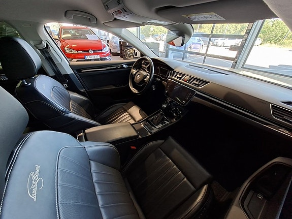 Skoda Superb 10 of 14
