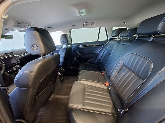Skoda Superb 6 of 14