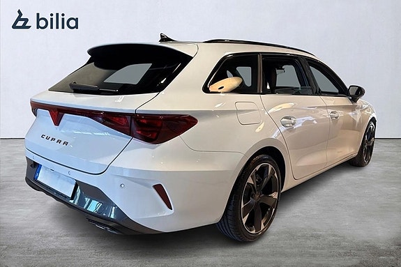 Cupra Leon 3 of 15