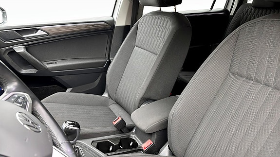 Volkswagen Tiguan Allspace 8 of 12