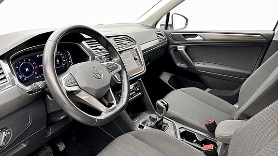 Volkswagen Tiguan Allspace 7 of 12