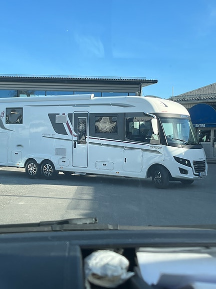 Rapido Distinction i 1090 scandinavian exclusive 2 of 15