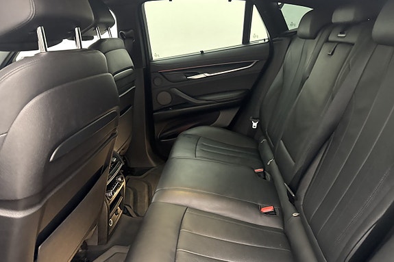 BMW X6 12 of 30