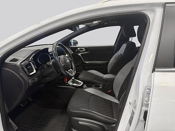Kia Ceed 9 of 14
