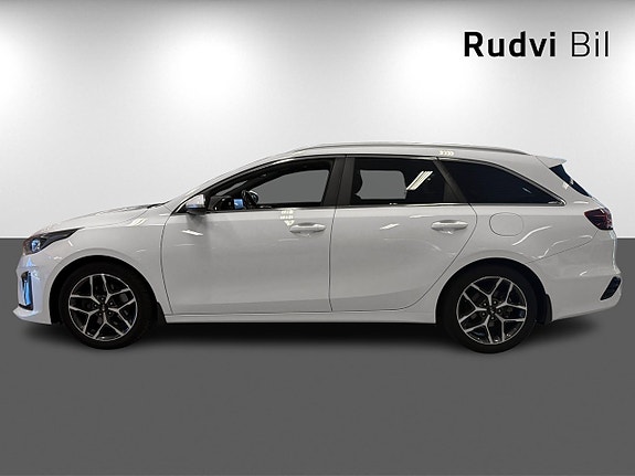 Kia Ceed 4 of 14