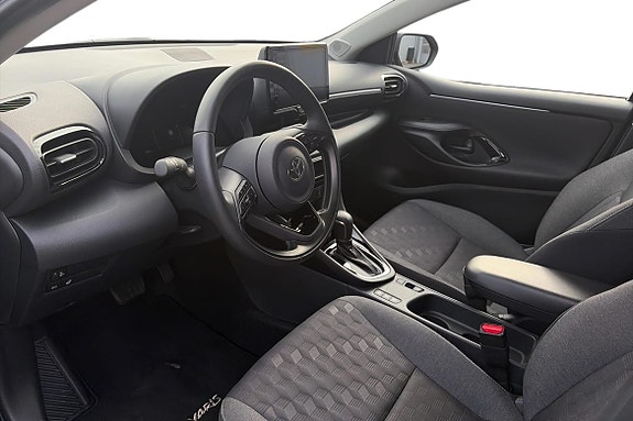 Toyota Yaris 12 of 15