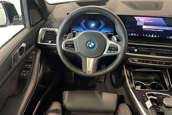 BMW X5 9 of 18