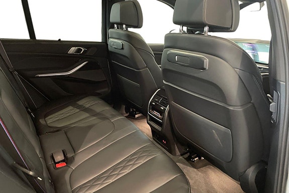 BMW X5 11 of 18