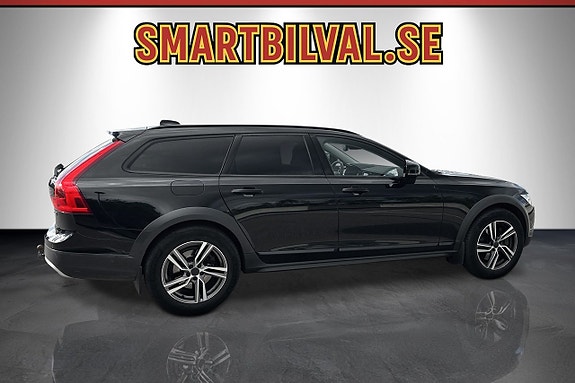 Volvo V90 Cross Country 6 of 28