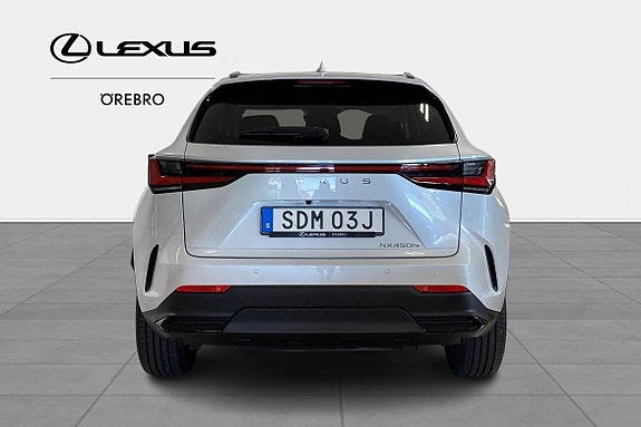 Lexus NX450h+ 5 of 11