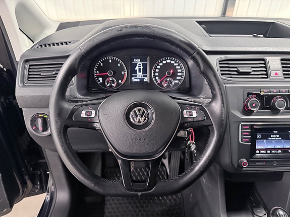 Volkswagen Caddy 10 of 23