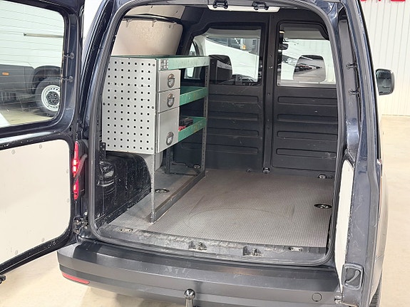 Volkswagen Caddy 21 of 23